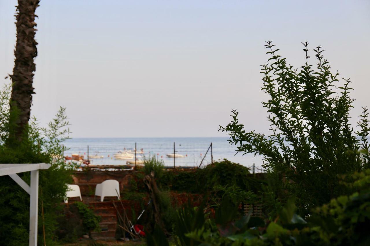 Acquabianca Villa Aci Castello Exterior photo
